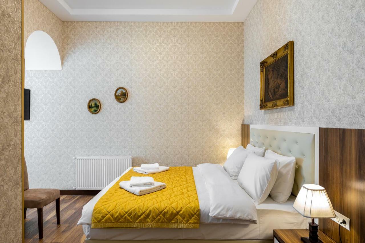 Ornament Hotel Tiflis Exterior foto