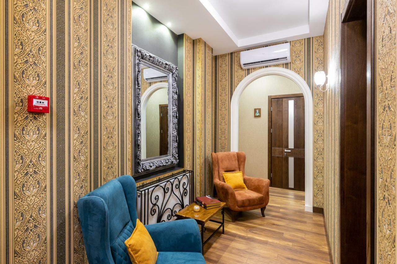 Ornament Hotel Tiflis Exterior foto